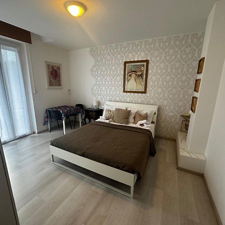 Residenza Manzoni Como Centre מראה חיצוני תמונה