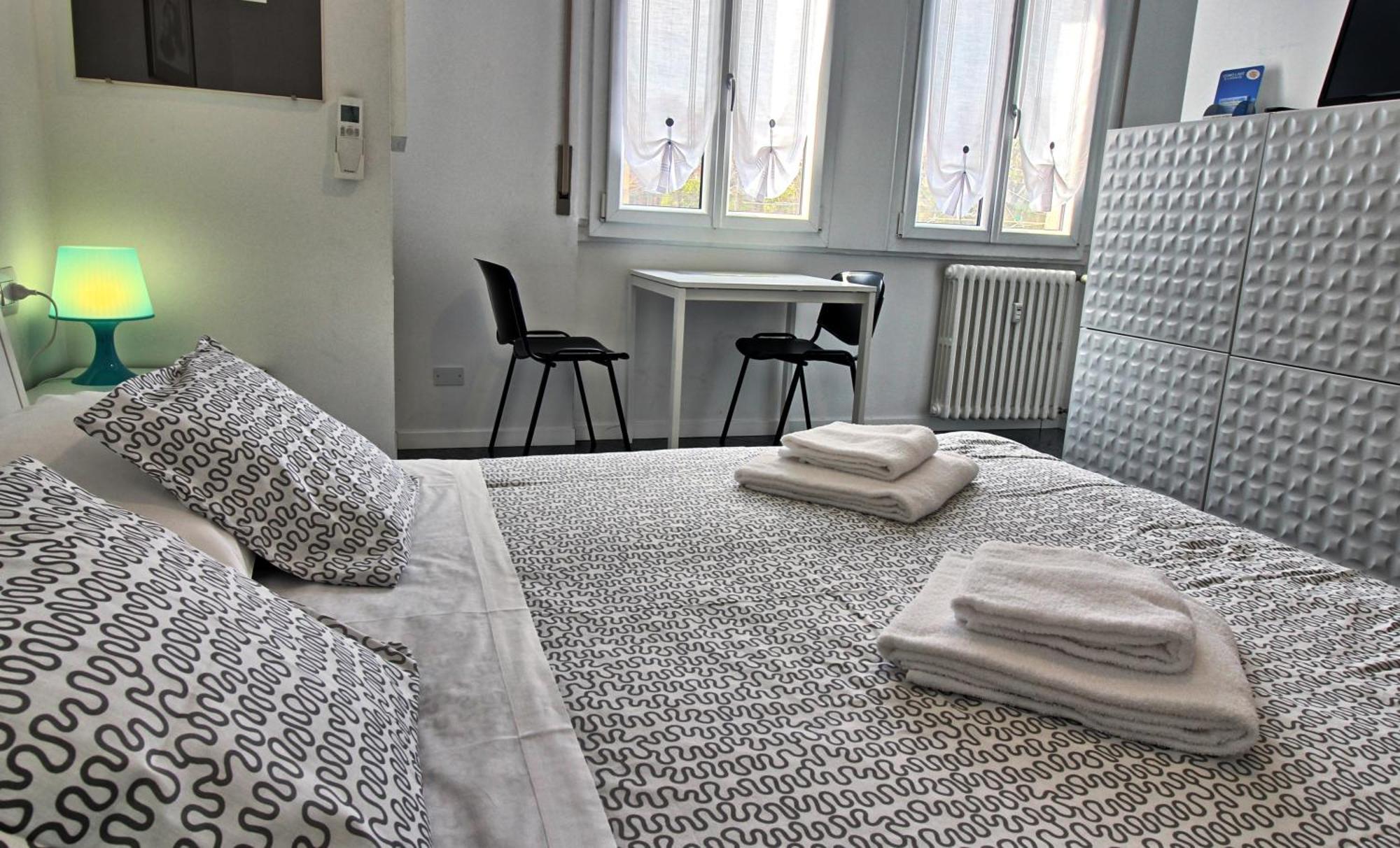 Residenza Manzoni Como Centre מראה חיצוני תמונה